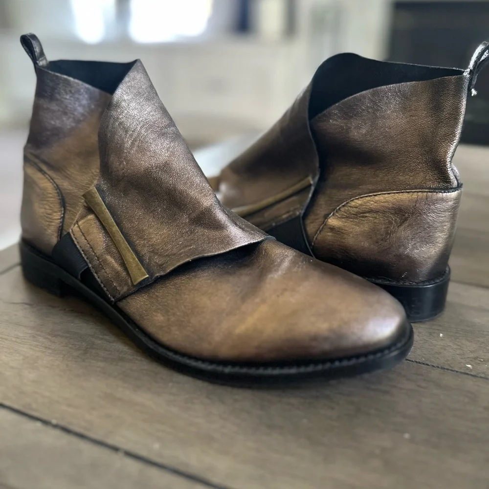 Johnston & Murphy Dark Brown Ankle Booties - Picture 2 of 10